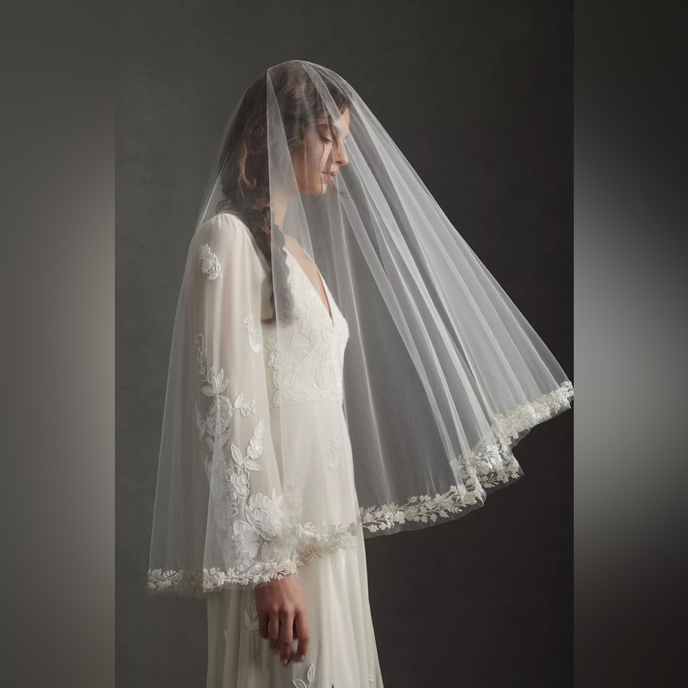 Ivory Short Decorated Veil w/ Pearl Beaded Floral Accents (BHLDN Anthropologie)